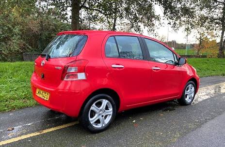 TOYOTA YARIS TR 1.3 VVT-i (LOW TAX)