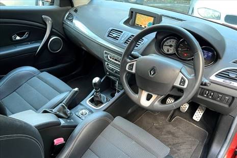 RENAULT MEGANE GT LINE (LOW TAX)