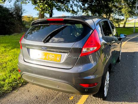 FORD FIESTA 1.6 TITANIUM