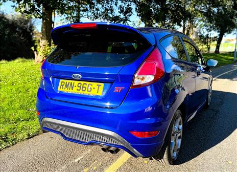 2015 FORD FIESTA ST-2 TURBO