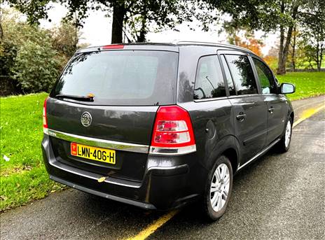 VAUXHALL ZAFIRA 1.6 (7 SEATS)