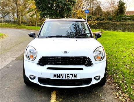 SOLD MINI COOPER COUNTRYMAN