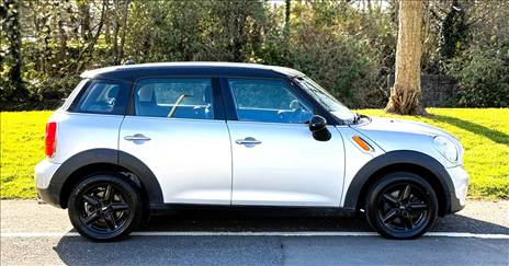 MINI COOPER 1.6 COUNTRYMAN