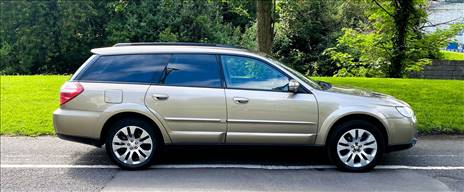 SUBARU OUTBACK AUTO (AWD)