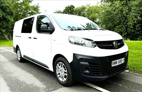VAUXHALL VIVARO 1.5 (6 SEATS)