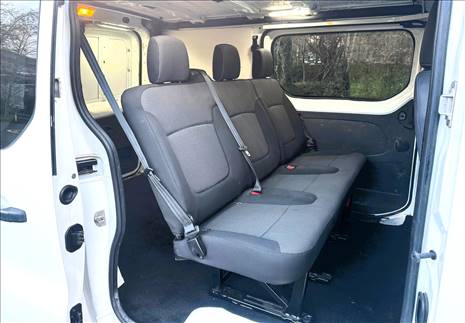VAUXHALL VIVARO 1.6 CDTI 6 SEATS