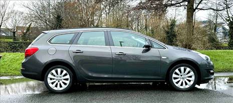 VAUXHALL ASTRA SPORTS TOURER 