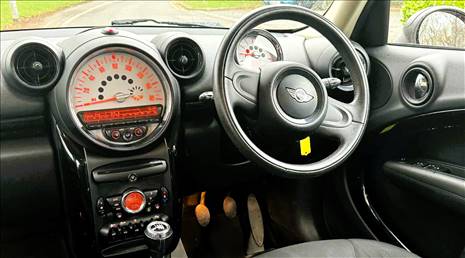 MINI COUNTRYMAN ONE 1.6