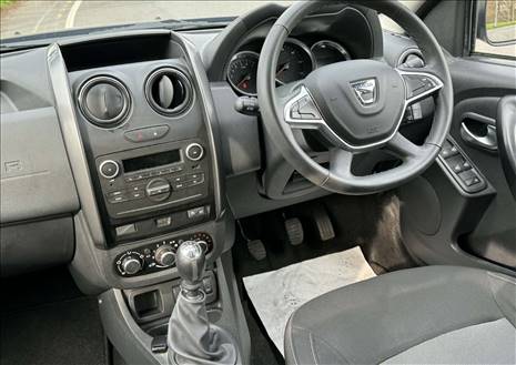 DACIA DUSTER 1.2 LAUREATE 