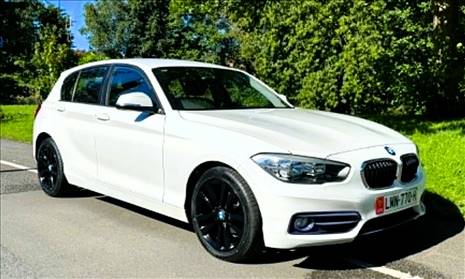 2017 BMW 118i SPORT 
