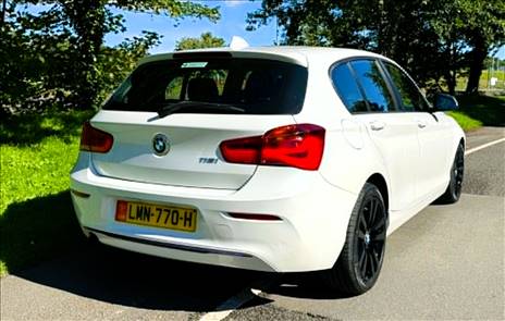 2017 BMW 118i SPORT 